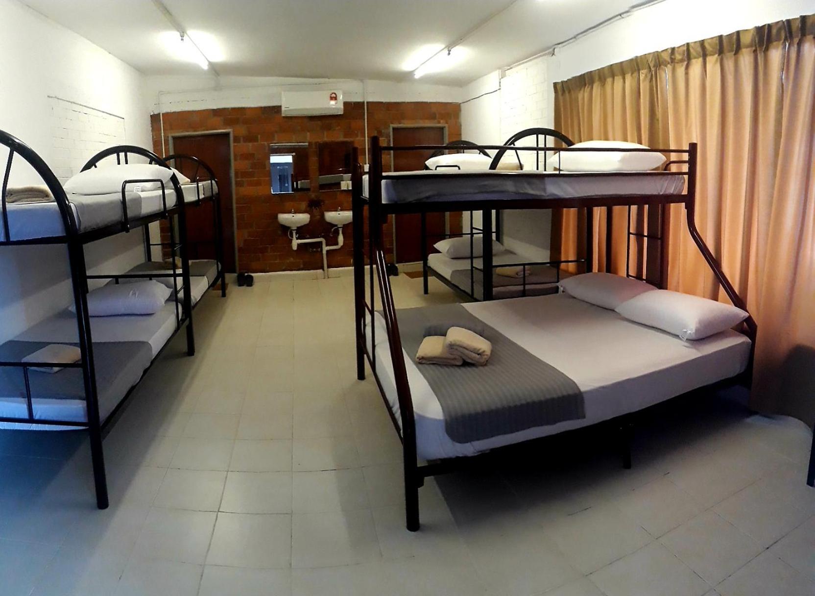 Hostel Dorm Master Padang Mat Sirat Zimmer foto